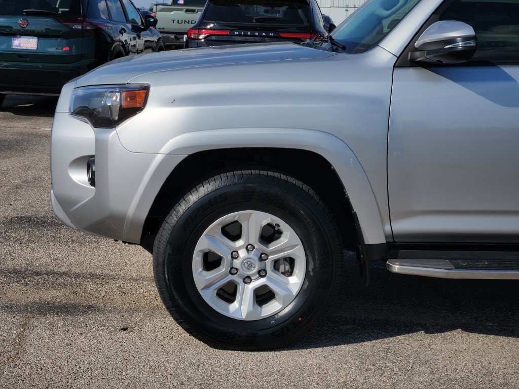 Used 2023 Toyota 4Runner SR5 Premium w/ Moonroof Package AWD/4WD image 6
