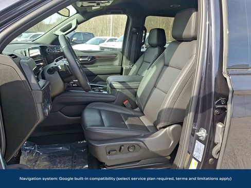 Used 2025 Chevrolet Tahoe Z71 image 2