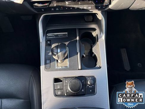 Used 2024 MAZDA CX-90 Plug-In Hybrid w/ Preferred AWD/4WD image 3