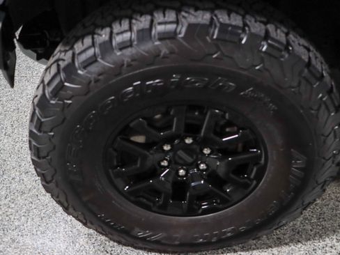 Used 2024 Ford Bronco Raptor w/ Interior Carbon Fiber Pack 6 AWD/4WD image 11