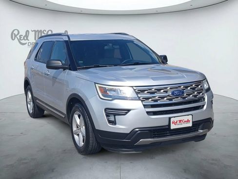 Used 2018 Ford Explorer XLT FWD image 7
