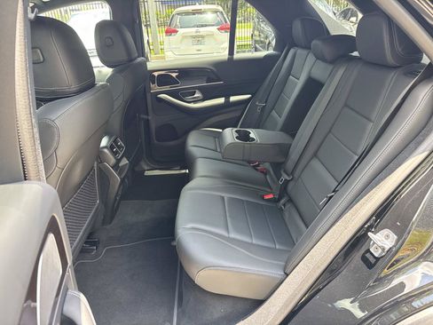 Used 2025 Mercedes-Benz GLE 350 4MATIC image 14