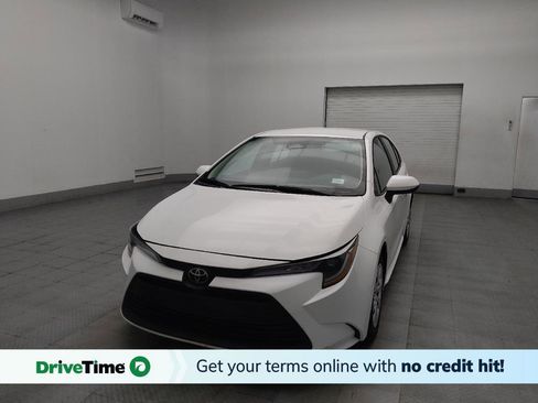 Used 2024 Toyota Corolla LE image 1