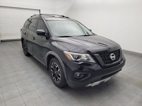 Used 2020 Nissan Pathfinder SL FWD image 13