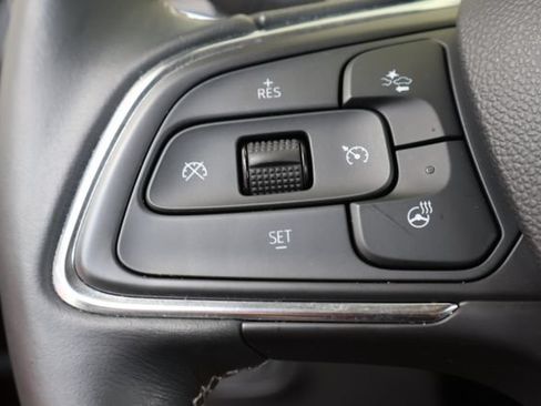 Used 2023 Buick Encore GX Essence w/ Experience Buick Package FWD image 25