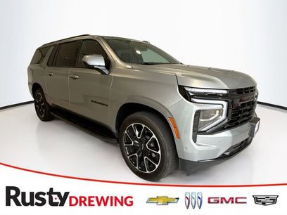 Used 2025 Chevrolet Suburban RST