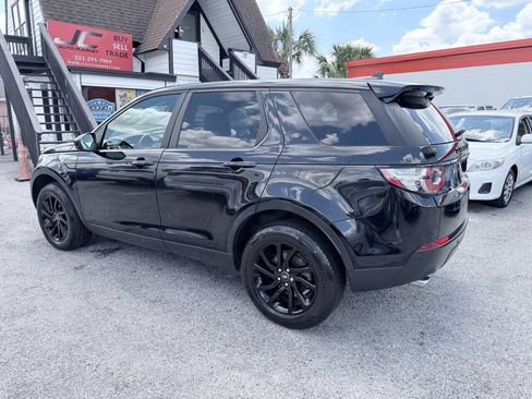 Used 2016 Land Rover Discovery Sport SE AWD/4WD image 3