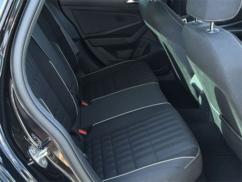 Used 2023 Volkswagen Jetta Sport image 34