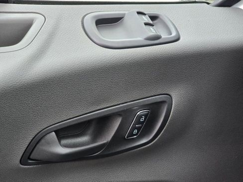 Used 2024 Ford E-Transit 148 High Roof image 13