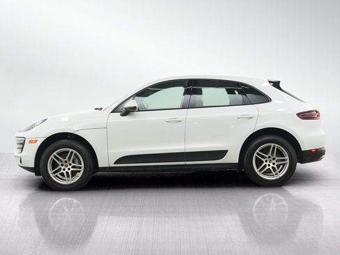Used 2017 Porsche Macan AWD/4WD image 2