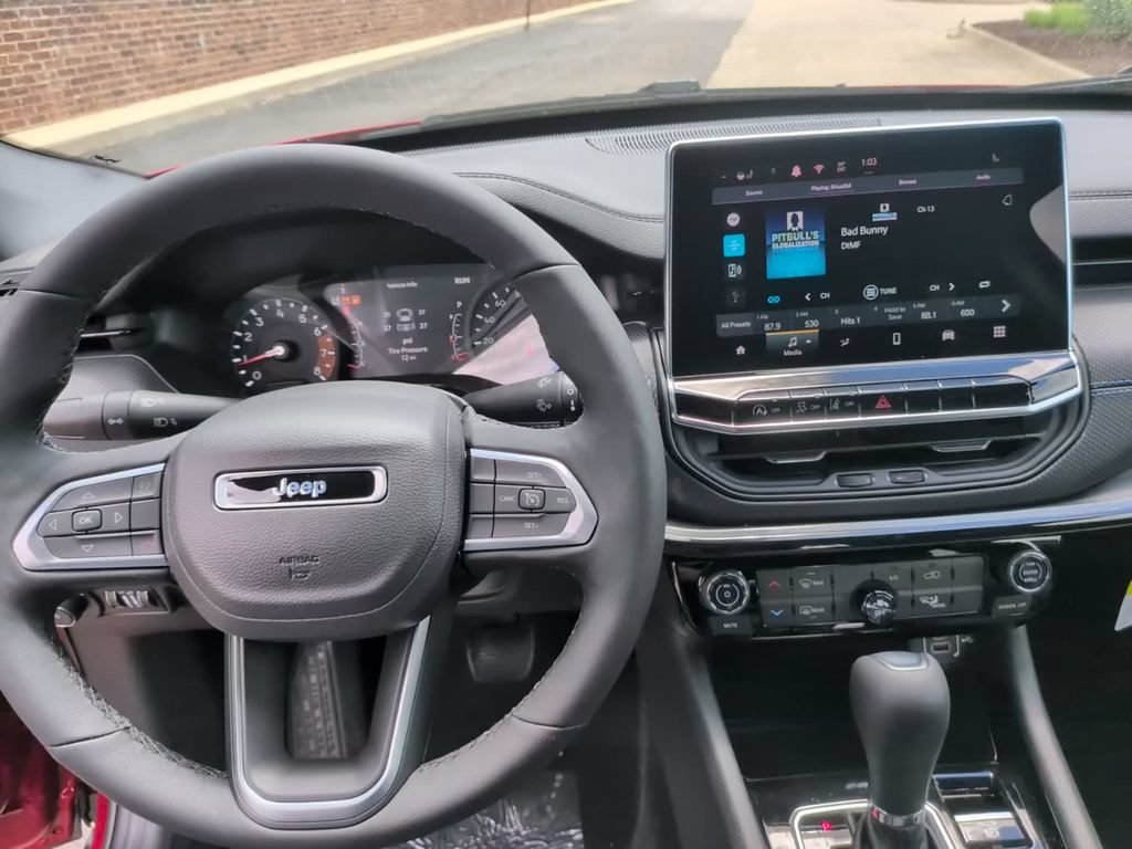 New 2026 Jeep Compass Latitude AWD/4WD image 30