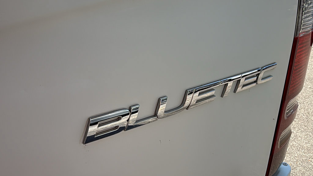 Used 2015 Mercedes-Benz Sprinter 2500 image 18