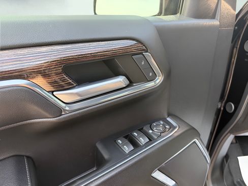 Used 2024 GMC Sierra 1500 SLE w/ Max Trailering Package AWD/4WD image 7