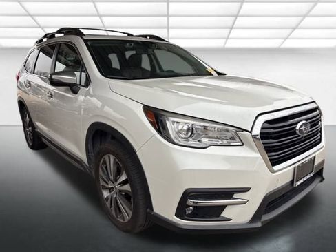 Used 2020 Subaru Ascent Touring w/ Popular Package #3 image 1