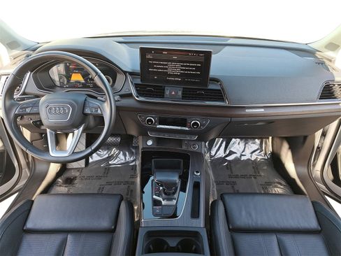 Certified 2023 Audi Q5 e Premium Plus w/ Premium Plus Package image 9