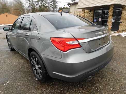 Used 2013 Chrysler 200 Touring w/ S Exterior Appearance Pkg image 6