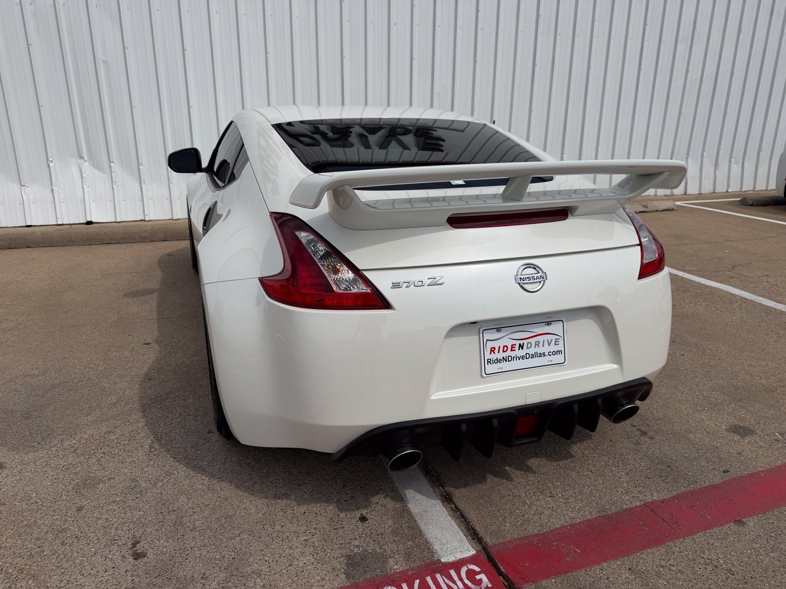Used 2019 Nissan 370Z Coupe RWD image 5