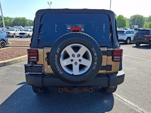 Used 2015 Jeep Wrangler Sport w/ Quick Order Package 23S AWD/4WD image 7