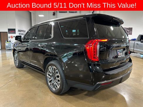 Used 2024 GMC Yukon Denali Ultimate AWD/4WD image 5