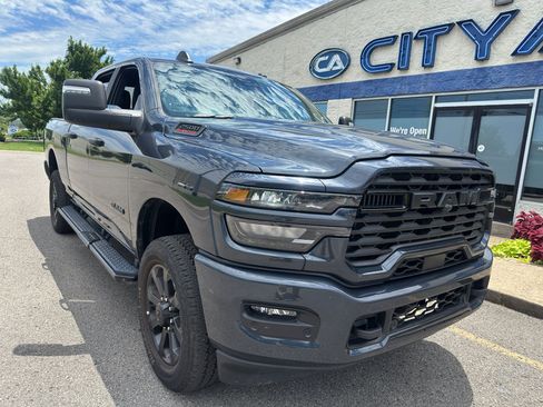 Used 2025 RAM 2500 Big Horn AWD/4WD image 2