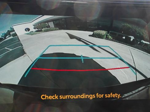 Used 2025 Toyota Highlander XSE AWD/4WD image 44