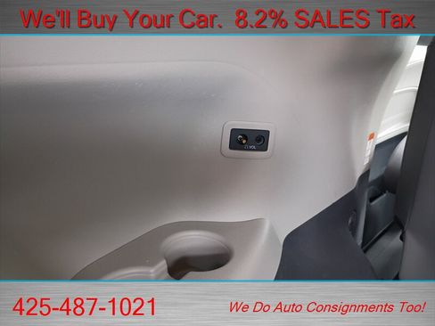 Used 2023 Toyota Sienna Limited AWD/4WD image 20