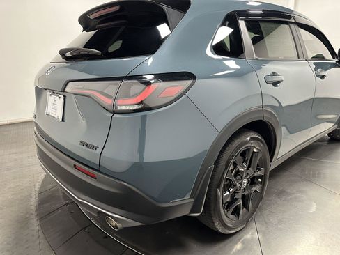 Certified 2025 Honda HR-V Sport image 14