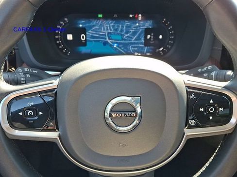 Certified 2023 Volvo XC60 B5 Ultimate w/ Climate Package AWD/4WD image 23