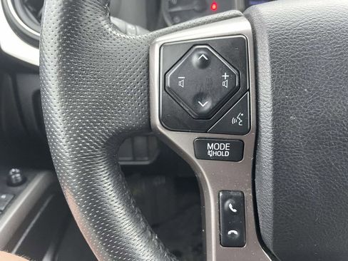 Used 2022 Toyota Tacoma SR5 image 31