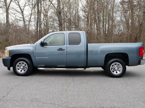 Used 2009 Chevrolet Silverado 1500 W/T w/ LS Package image 31