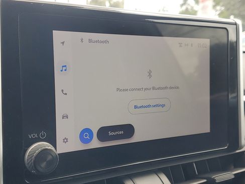 Used 2023 Toyota RAV4 LE image 26