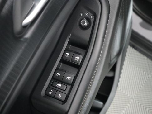 Used 2024 Jeep Grand Cherokee L Laredo image 36