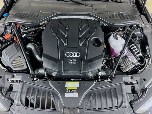 Used 2025 Audi A8 L 3.0T w/ Executive Package image 33