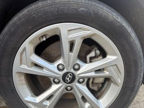 Used 2023 Hyundai Kona SEL AWD/4WD image 11