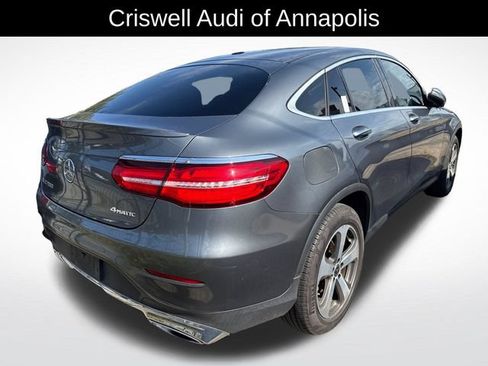 Used 2017 Mercedes-Benz GLC 300 4MATIC Coupe image 3