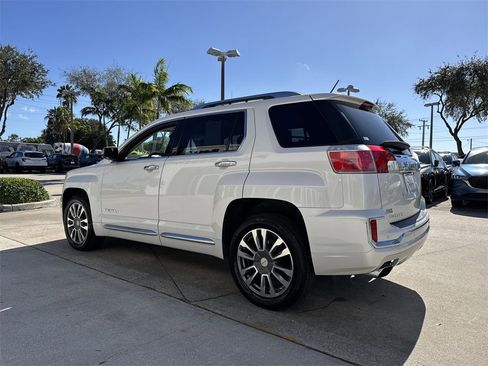 Used 2017 GMC Terrain Denali image 27