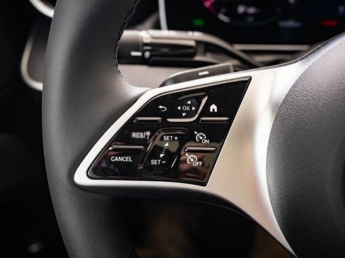 Used 2025 Mercedes-Benz C 300 C 300 image 26