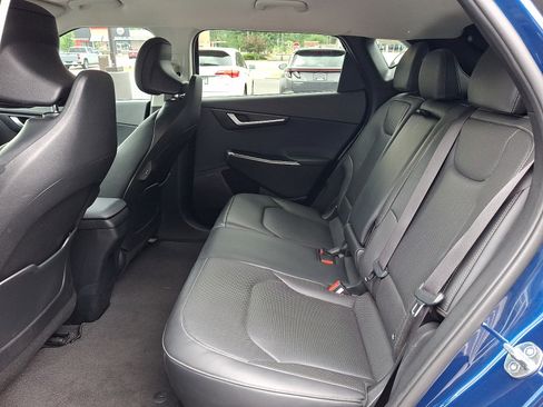 Used 2023 Kia EV6 Wind w/ Wind Technology Package AWD/4WD image 10