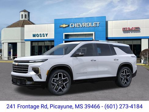 New 2026 Chevrolet Traverse High Country w/ LPO, Floor Liner Package FWD image 2