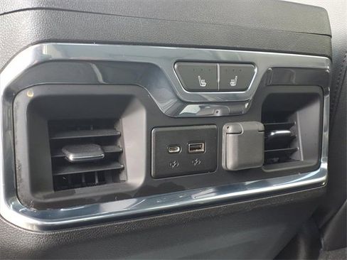 Certified 2022 Chevrolet Silverado 2500 LTZ w/ LTZ Premium Package image 18