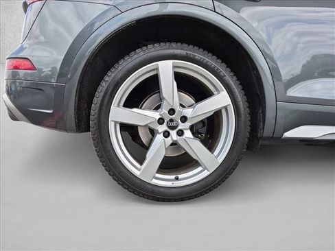 Used 2022 Audi SQ5 Premium AWD/4WD image 25