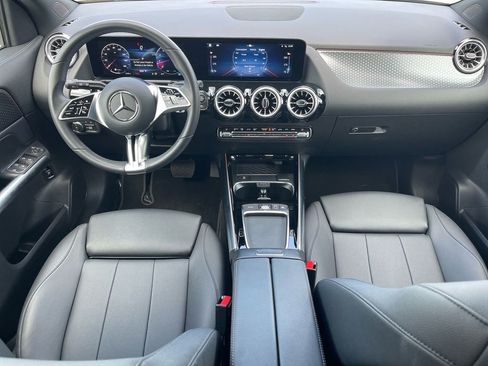 Used 2025 Mercedes-Benz GLA 250 image 13