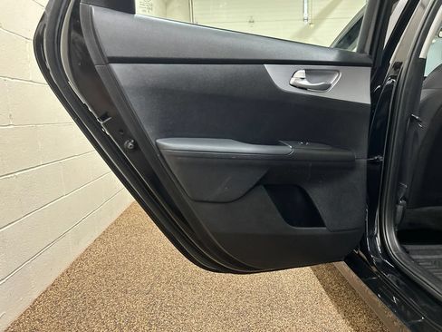 Used 2023 Kia Forte LXS FWD image 14