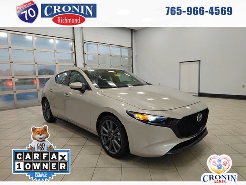 Used 2024 MAZDA MAZDA3 s FWD image 1