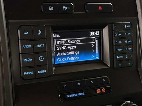 Used 2018 Ford F550 4x4 Regular Cab Super Duty image 51