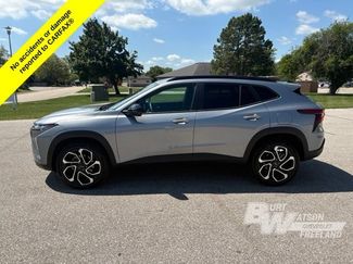 Used 2024 Chevrolet Trax RS w/ Sunroof Package FWD video 3