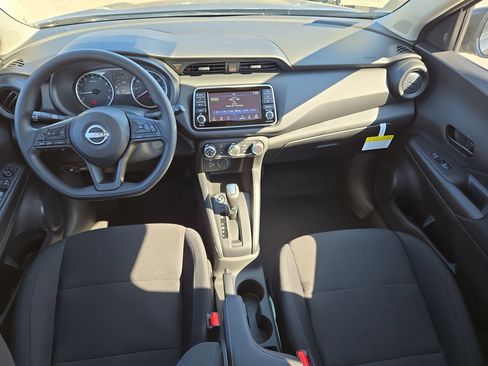 New 2025 Nissan Kicks Play S image 12