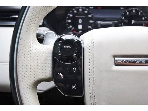 Used 2018 Land Rover Range Rover Velar R-Dynamic HSE image 15