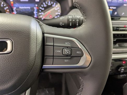 New 2026 Jeep Compass Latitude image 21