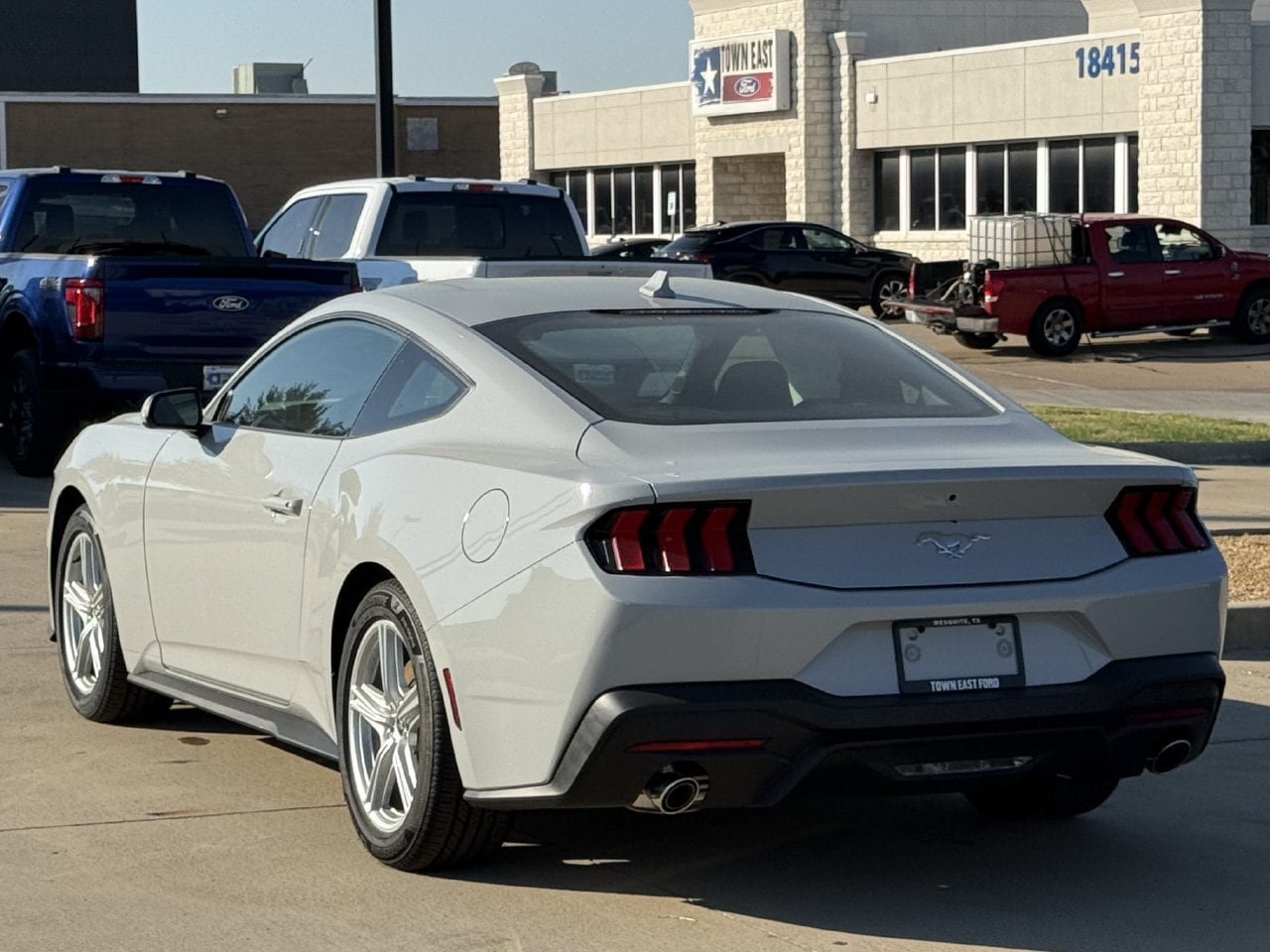 New 2026 Ford Mustang Coupe RWD image 5